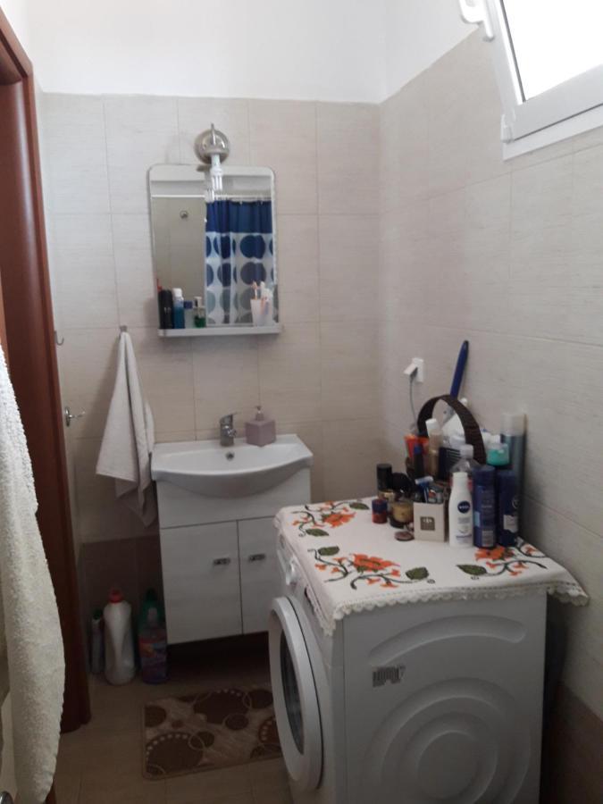 M&J Apartments Никити Екстериор снимка