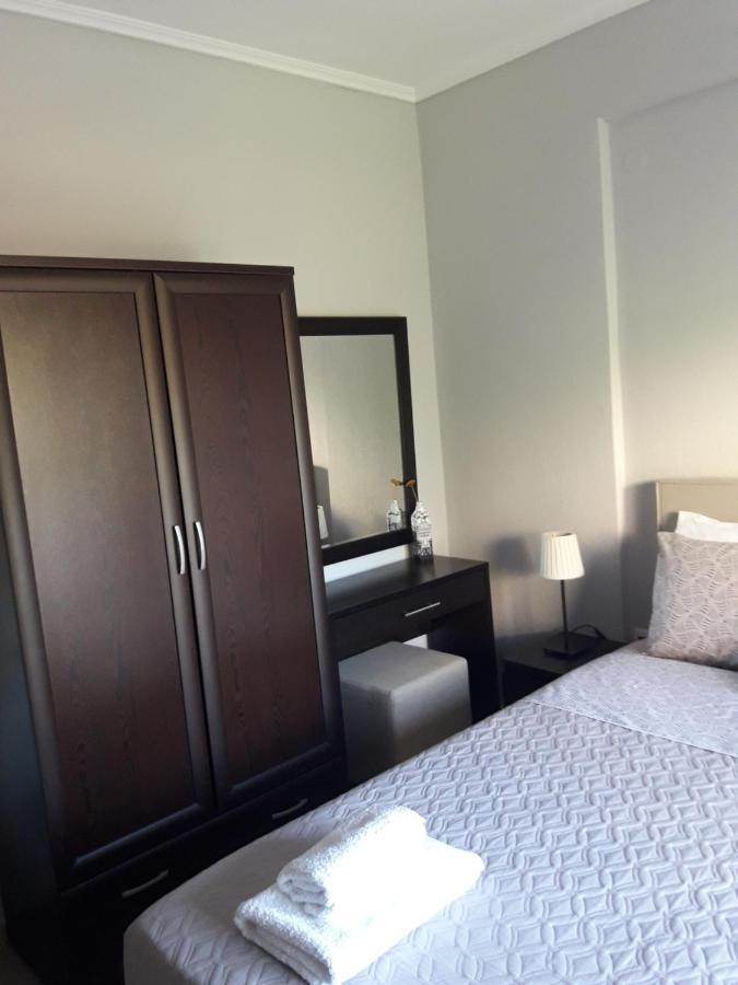M&J Apartments Никити Екстериор снимка